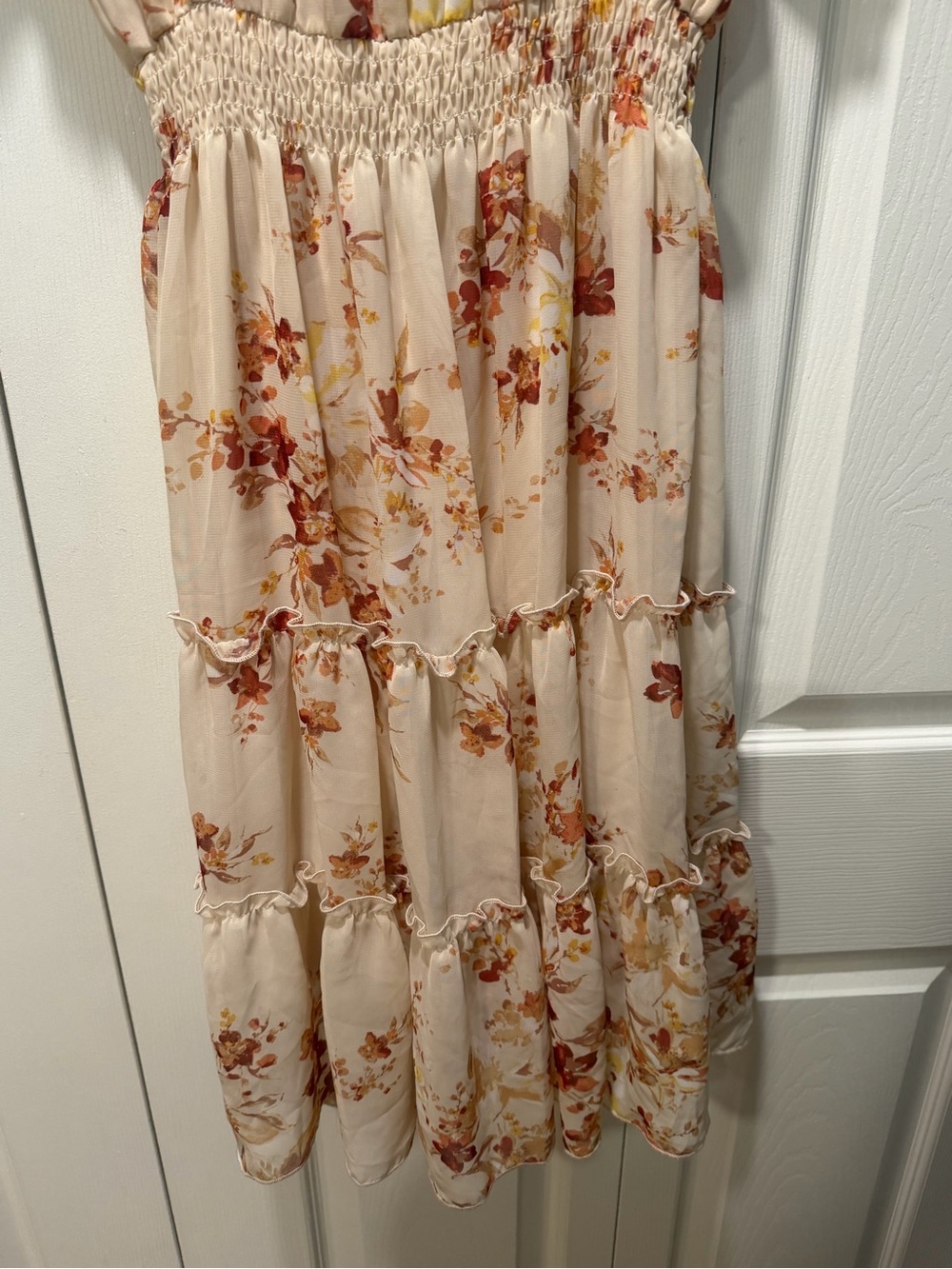 Kate and Lily -Smocked Cream Floral Maxi Dress with Puff Sleeves - Picture 7 of 7
